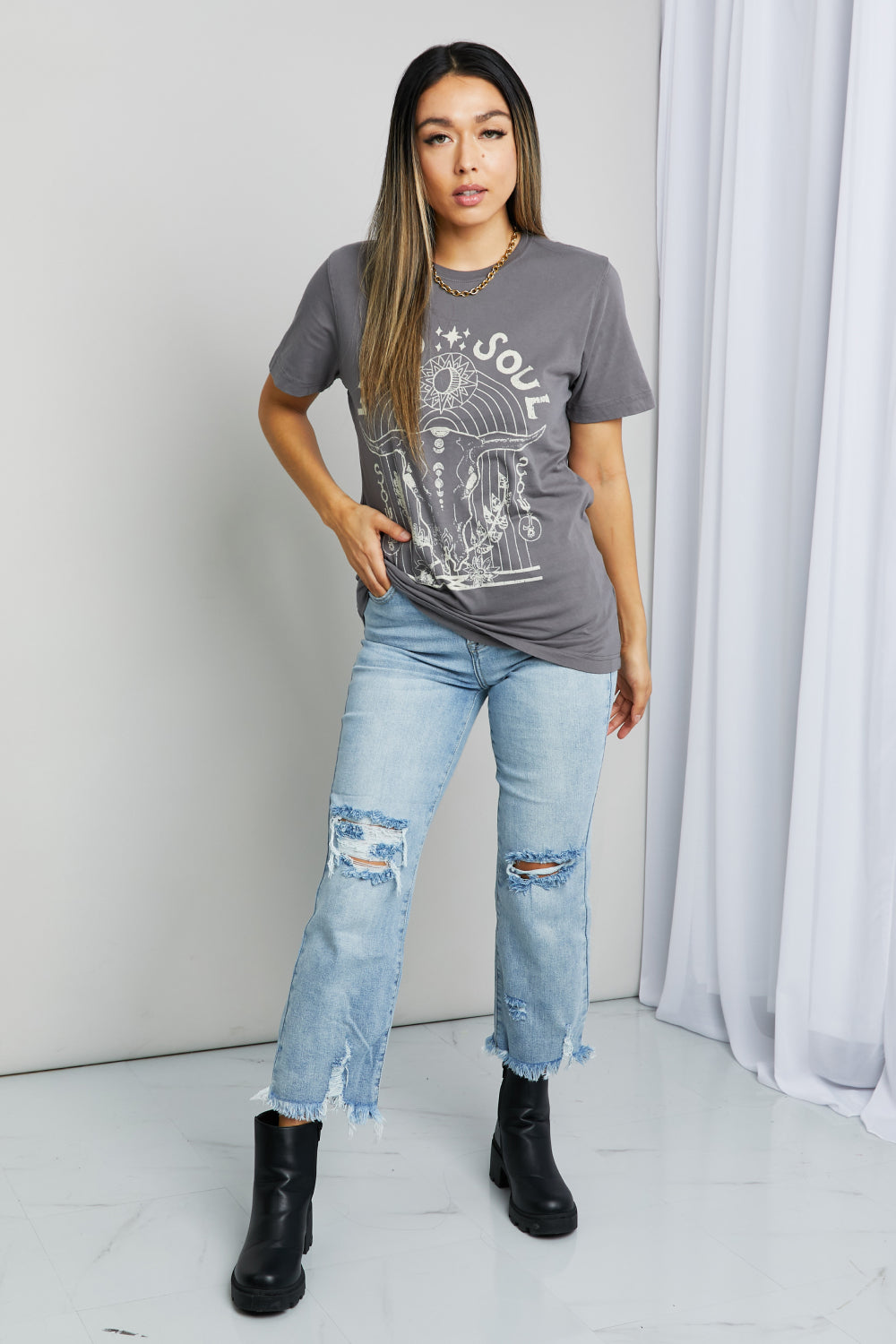 Full Size WILD SOUL Graphic Tee
