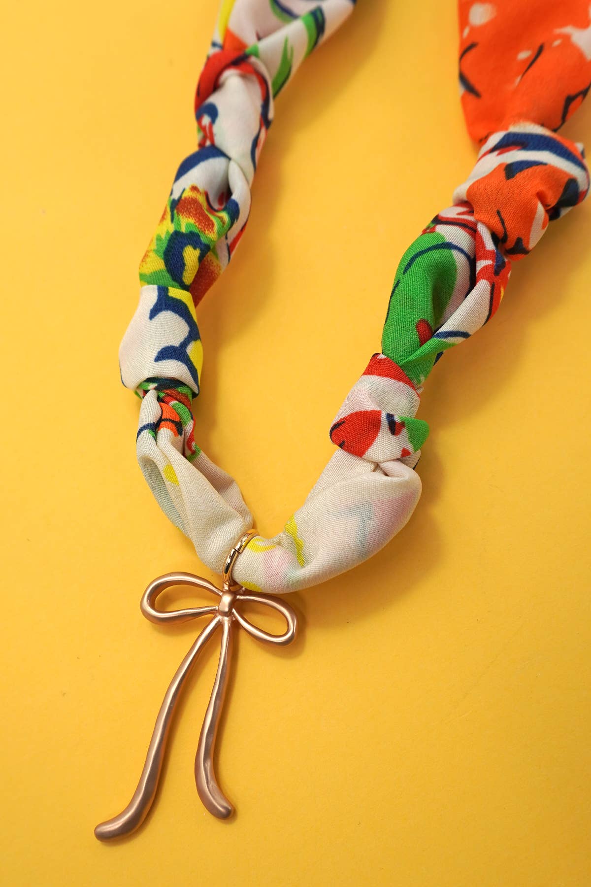 HANDMADE SCARF CHARM NECKLACE | 80N91790: I
