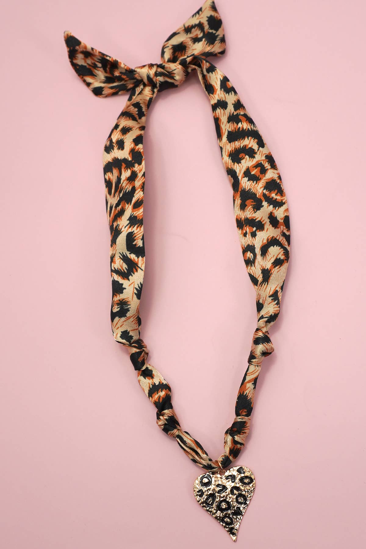 HANDMADE SCARF CHARM NECKLACE | 80N91790: I