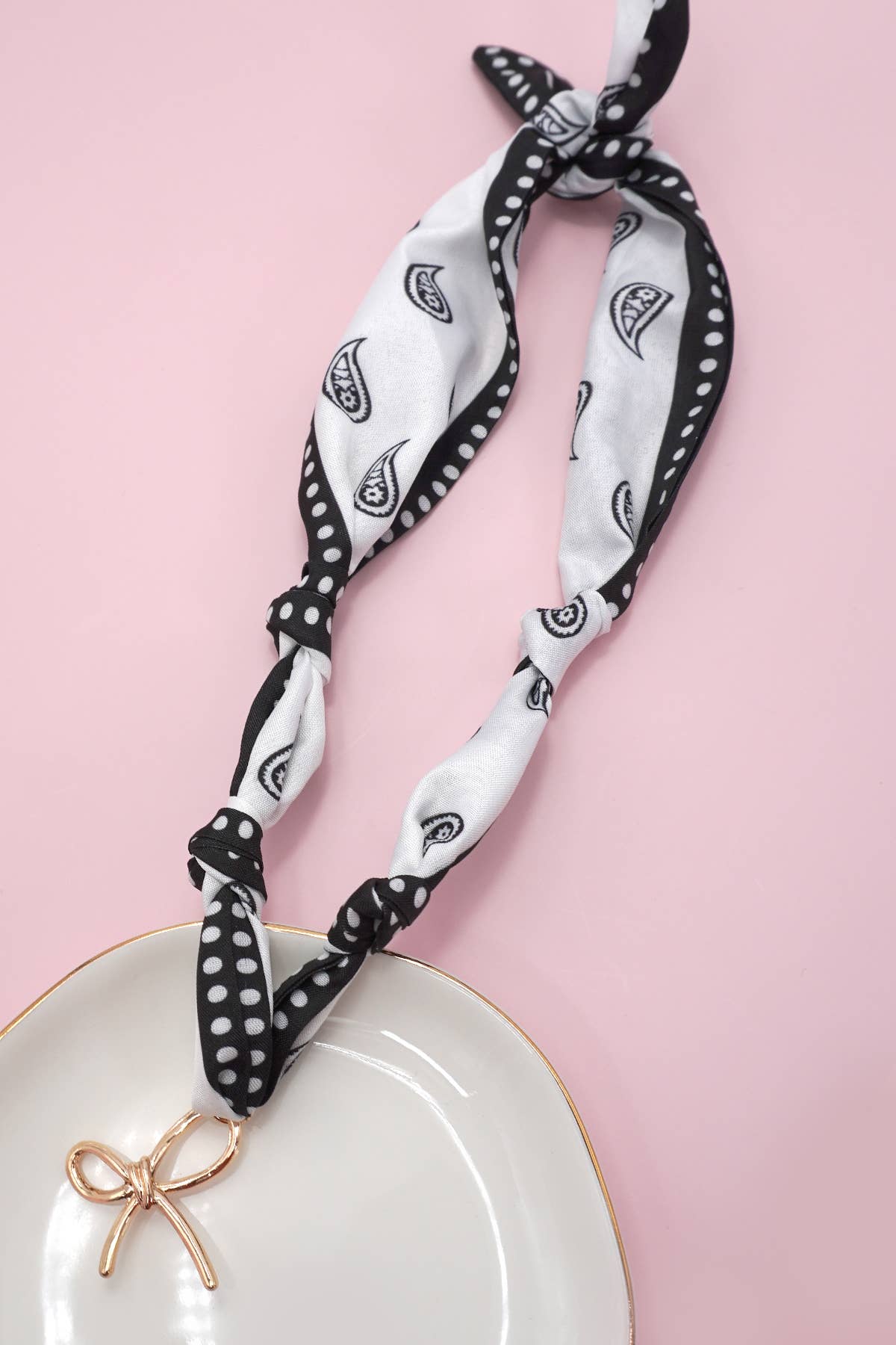 HANDMADE SCARF CHARM NECKLACE | 80N91790: I